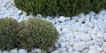 Pebblestones, cobblestones and granulates