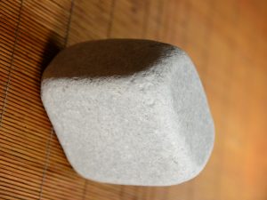 White marble cobblestone 10″ – worked - 3