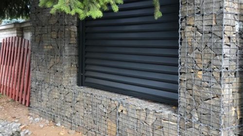 GABIONOVÉ KOŠE, SLOUPKY, DLAŽBA MEDITERRAN TMAVĚ ŠEDÁ