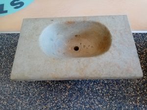 Kamenné umyvadlo velké - 1